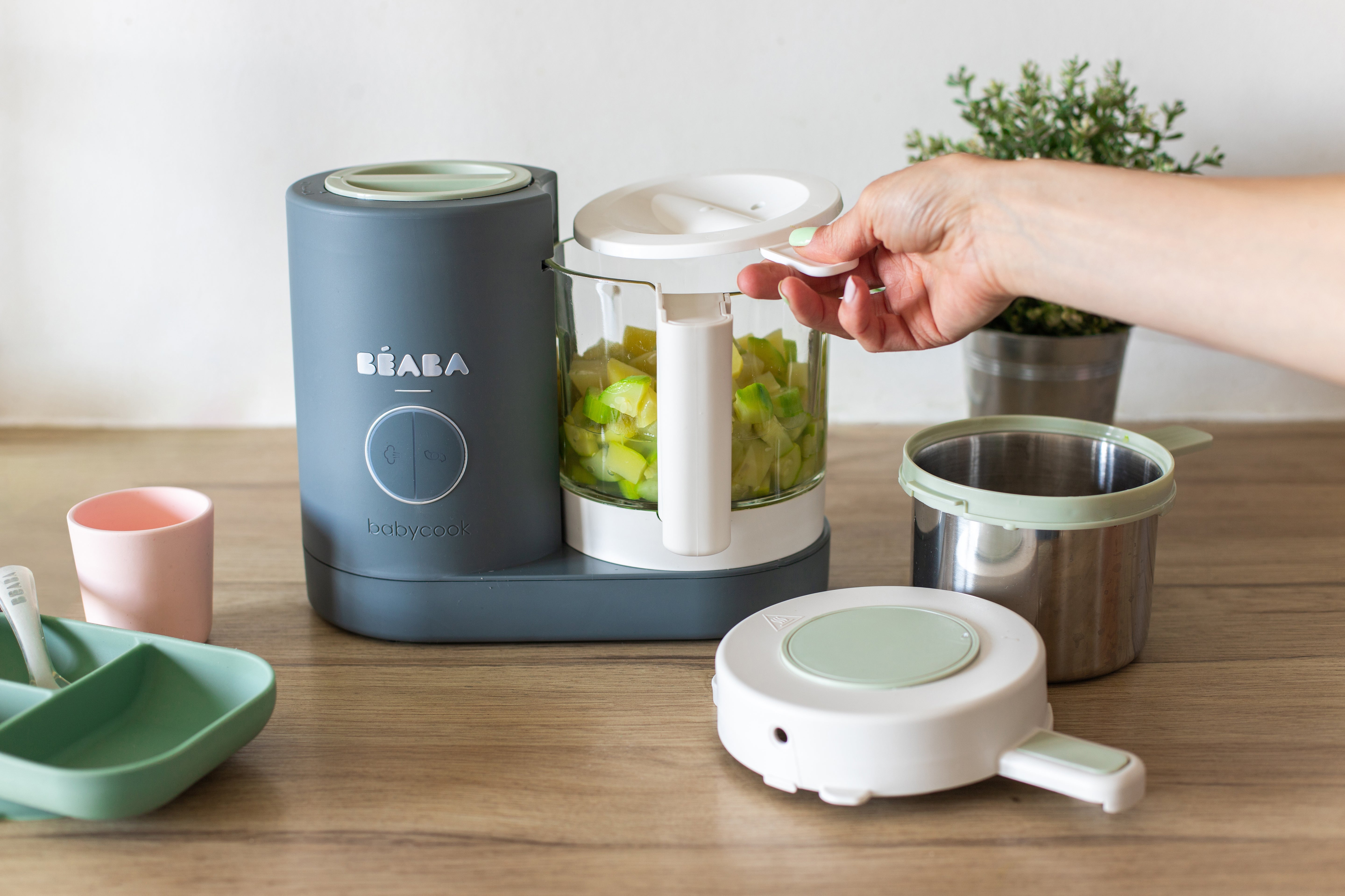 Beaba Babycook Neo Baby Food Processor