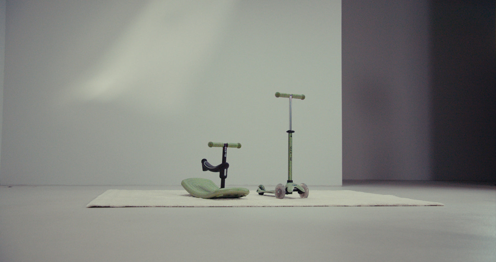 Micro Mini Deluxe Rock & Go LED