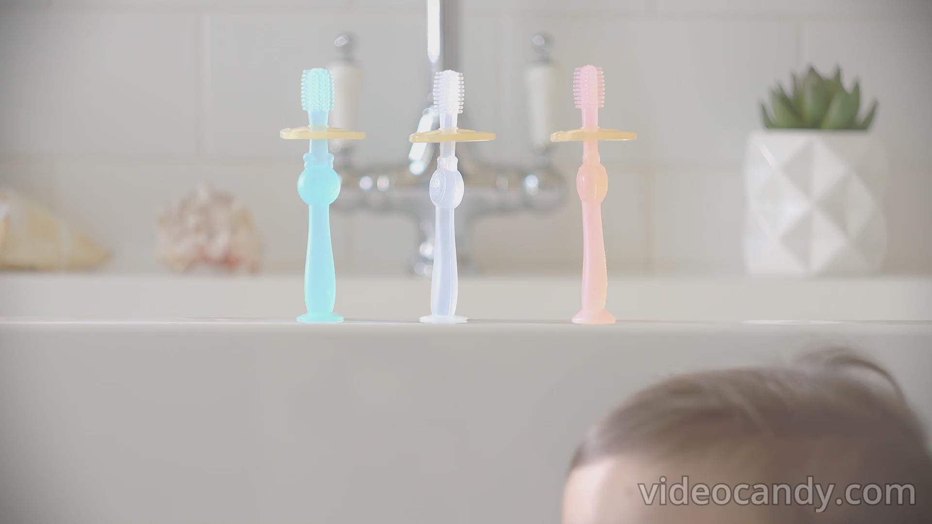 Haakaa 360° Baby Toothbrush