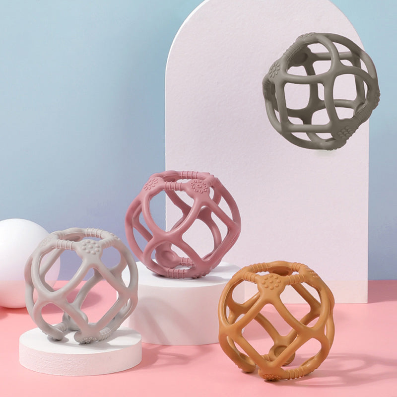 Haakaa Silicone Teething Ball (6m+)