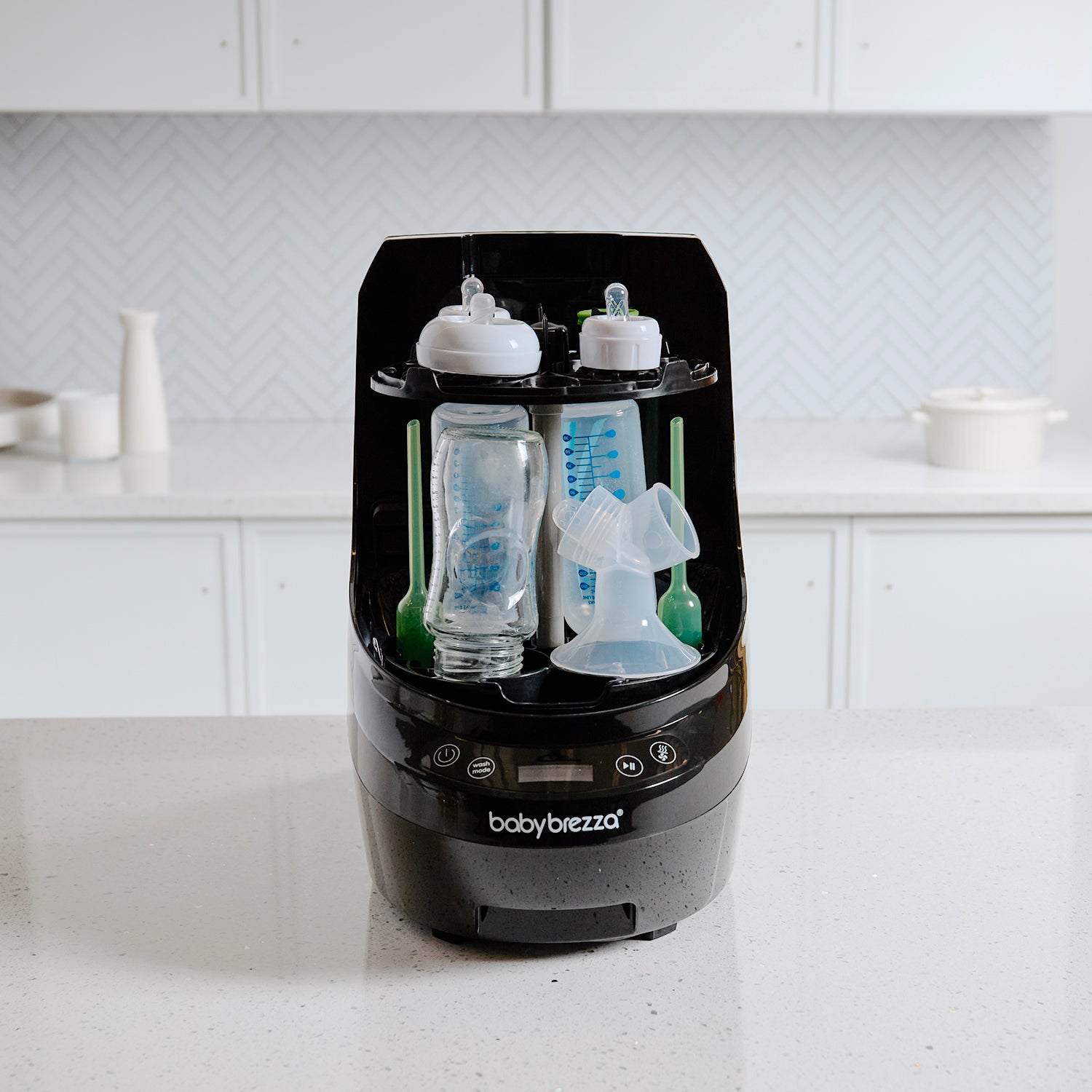 Baby Brezza Bottle Washer Pro and Formula Pro (White/Black) Bundle D/E